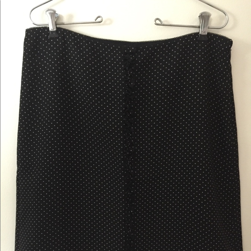Ann Taylor 14P polka dot skirt ruffle detail